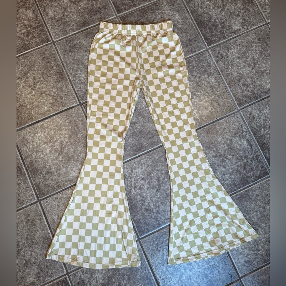 Daisy del sol Green and cream checkered flare pants